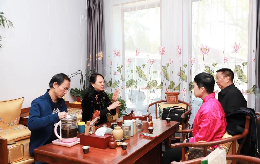 【大力弘扬中医药文化】蔡理事长一行考察酒仰轩皇家古法酒药筋疗
